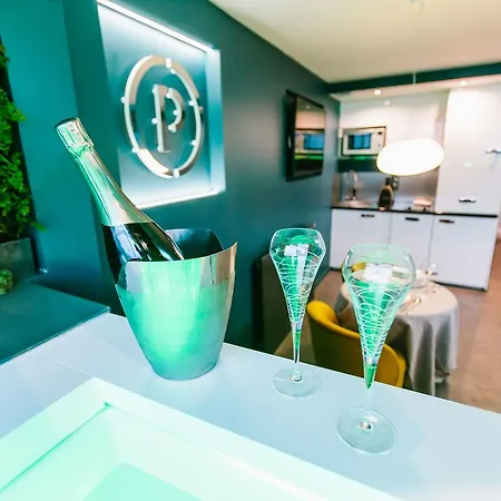 Parenthese Concept * Toulouse