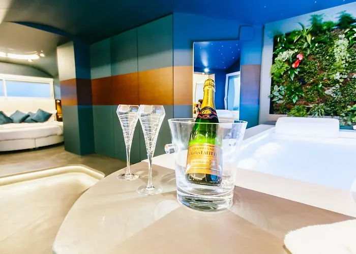 Parenthese Concept 公寓